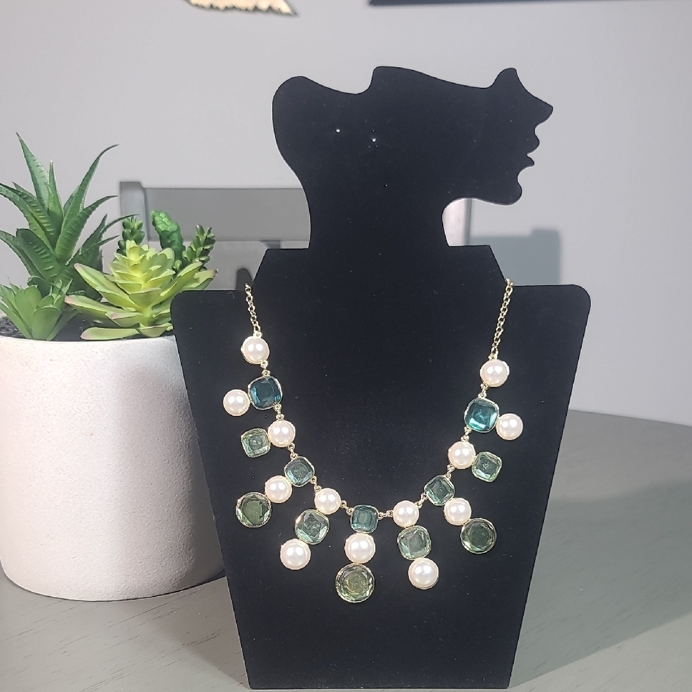 Statement Green and Pearl Necklace